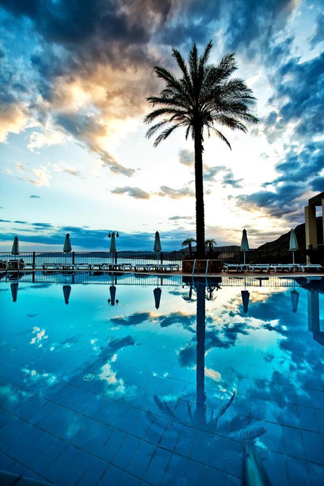 Pefkos Blue Aparthotel